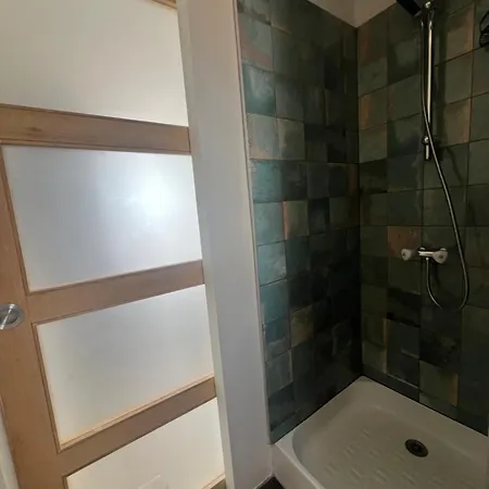 A 100m De La شقة لا باريه دي مونت