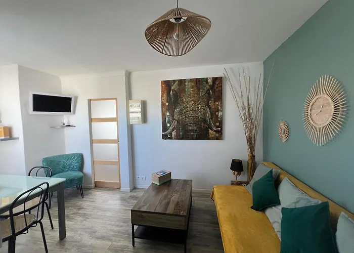 à 100m De La Appartamento